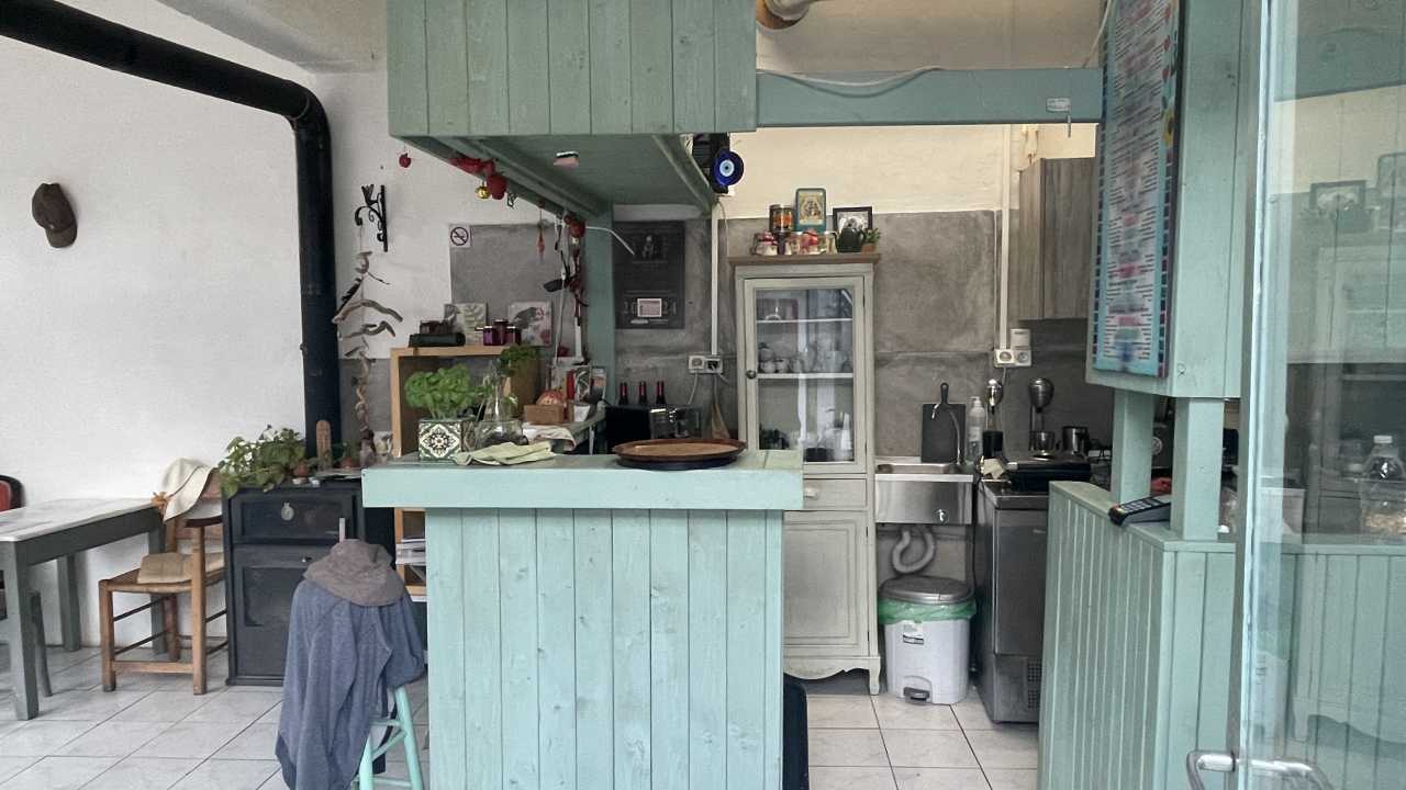 Το καφενείο του Αζωγυρέ